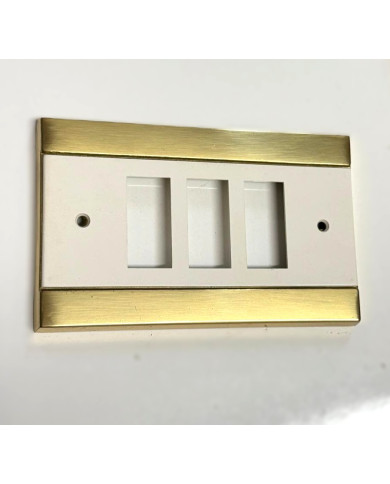 PLACCA NYLON BIANCA  3 FORI **