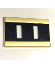 PLACCA NYLON NERO  2 FORI  **
