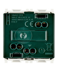 PRESA 2P+T 16A UNIVERSAL
